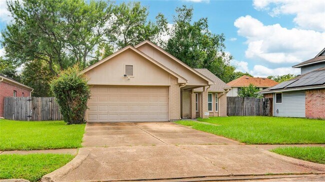 1411 Brickarbor Dr in Katy, TX - Building Photo - Building Photo
