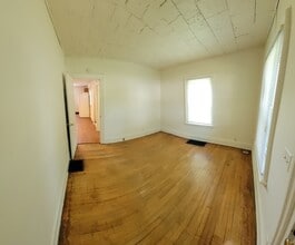 304 S Cottage St in Whitewater, WI - Building Photo - Building Photo