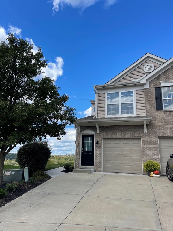 property at 301 Skyview Ct