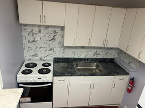 1909 Chestnut St, Unit 3 in Philadelphia, PA - Foto de edificio - Building Photo