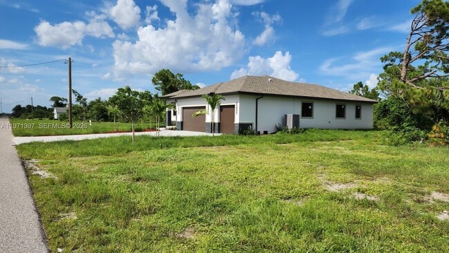 47 Brig Cir E in Placida, FL - Building Photo - Building Photo