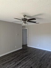 5649 Conroy St in Fort Worth, TX - Building Photo - Building Photo