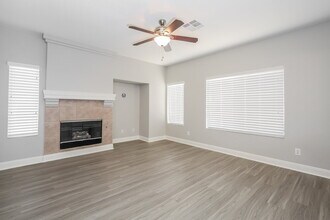 6108 Soft Springs St in Las Vegas, NV - Building Photo - Building Photo