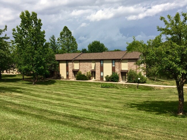 property at 1952 Waterfront Dr N