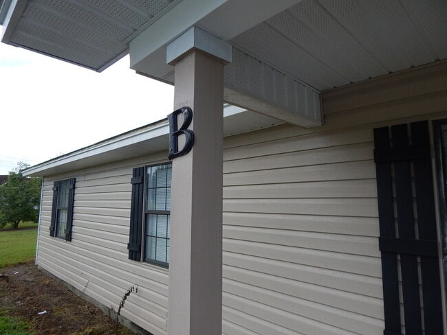 3706 Mulligan Rd Cir in Valdosta, GA - Building Photo - Building Photo