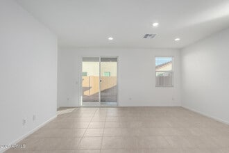 9836 W Catalina Dr in Avondale, AZ - Building Photo - Building Photo