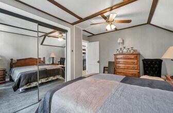 7 Roberts Cove Rd in Alton, NH - Building Photo - Building Photo