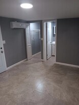 261 Florida Ave in Fort Lauderdale, FL - Building Photo
