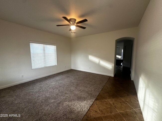 1686 W Paisley Dr in San Tan Valley, AZ - Building Photo - Building Photo