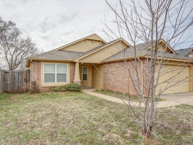 16052 S 83rd E Ave in Bixby, OK - Building Photo - Building Photo