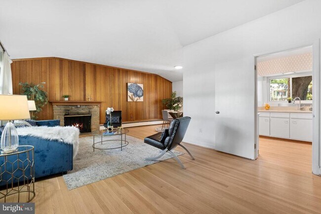 1006 Strout St in Silver Spring, MD - Building Photo - Building Photo