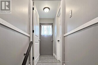 7 Boundy Crescent in Toronto, ON - Building Photo - Building Photo