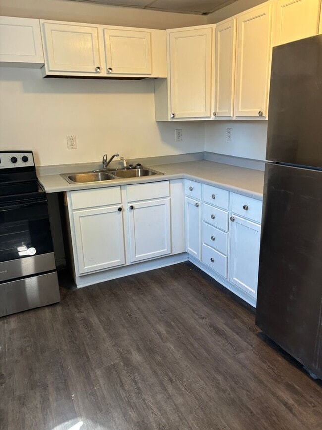 2408 Brown St in Anderson, IN - Building Photo - Building Photo