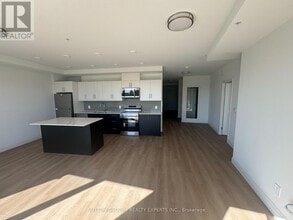 1333 Weber St E in Kitchener, ON - Building Photo - Building Photo