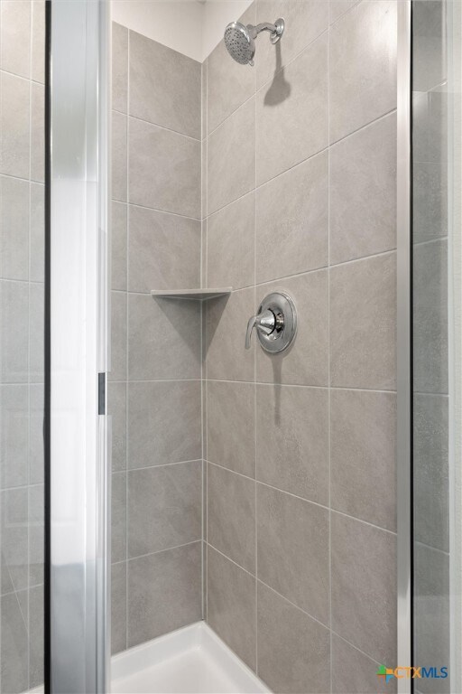 12811 Village Spun Plz in Mustang Ridge, TX - Building Photo - Building Photo