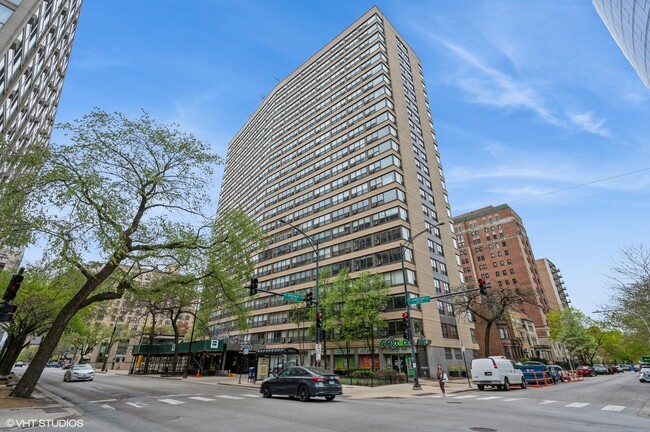 property at 2930 N Sheridan Rd