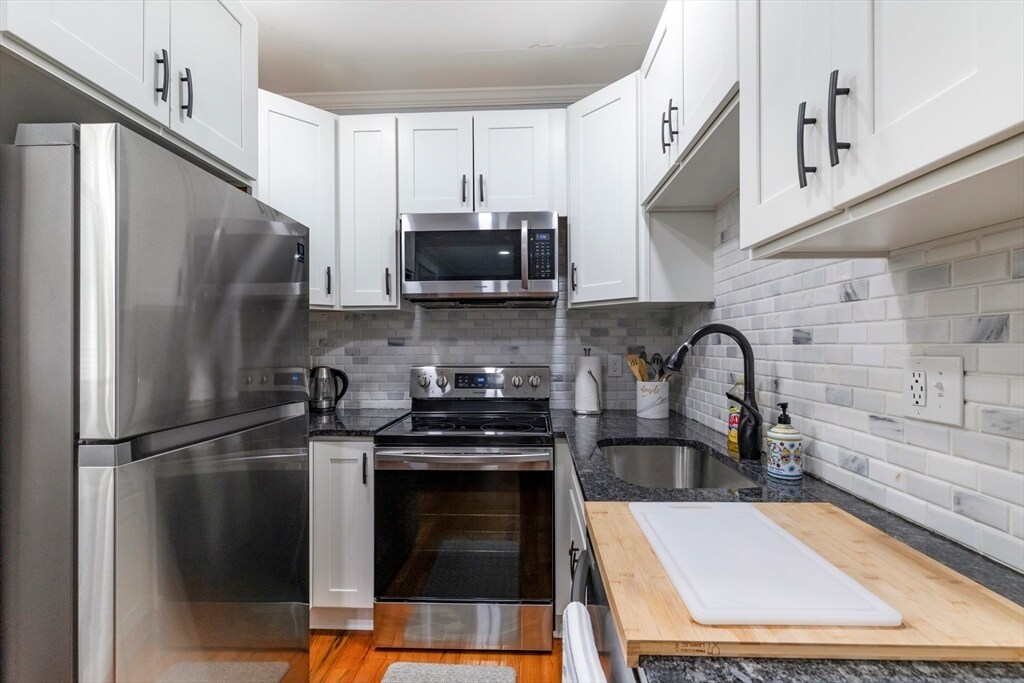 32 Reedsdale St in Boston, MA - Building Photo