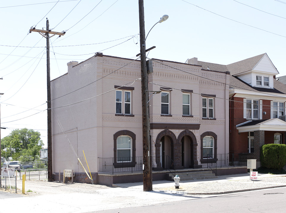 213-215 E Evans Ave in Pueblo, CO - Building Photo