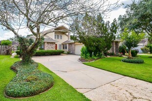 2115 Echo Ridge in Sugar Land, TX - Building Photo