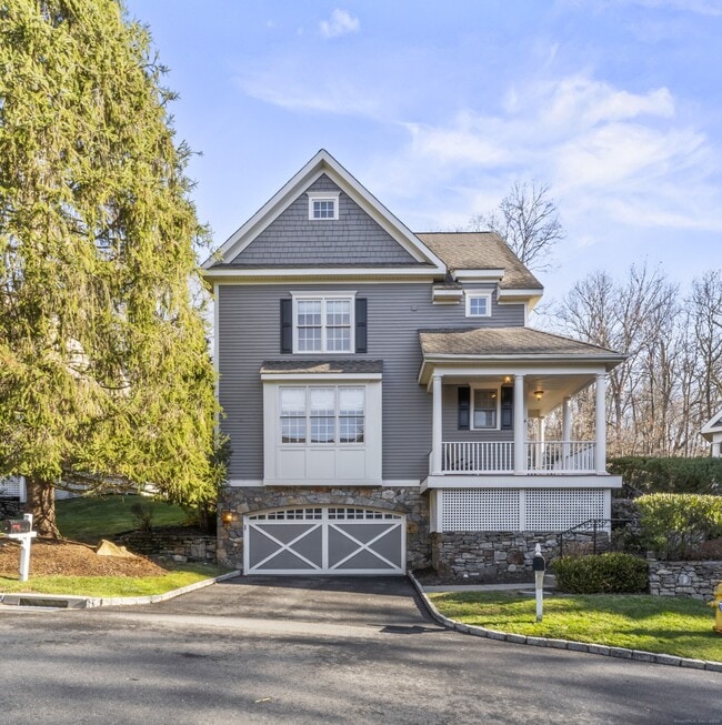 property at 4 Woods Way