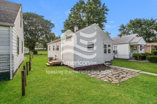 2710 Fletcher St in Anderson, IN - Building Photo - Building Photo