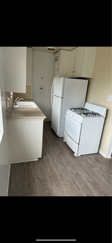 3110 Livonia Ave in Los Angeles, CA - Building Photo - Building Photo