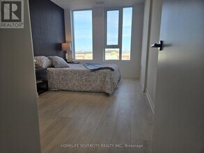 4878 Powers Cmn in Burlington, ON - Building Photo - Building Photo