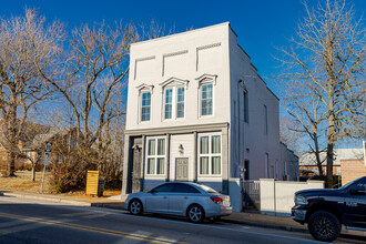 306 Main St in Munfordville, KY - Building Photo - Building Photo