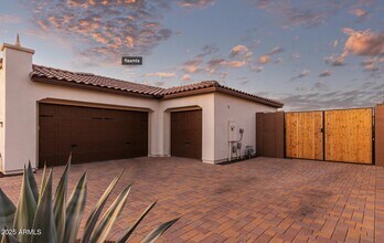 6028 E Thunder Hawk Rd in Cave Creek, AZ - Building Photo - Building Photo