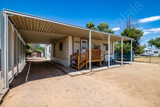 3521 E Hearne Ave in Kingman, AZ - Building Photo - Building Photo