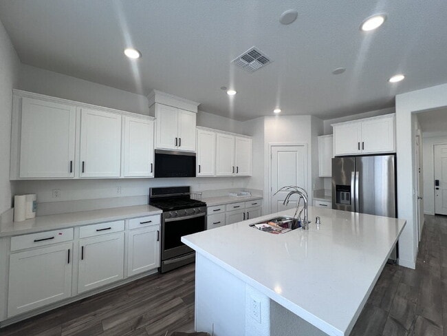 property at 1910 Brunel St