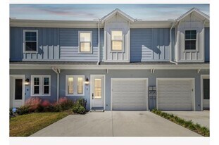 3722 W Mango Ave in Tampa, FL - Building Photo