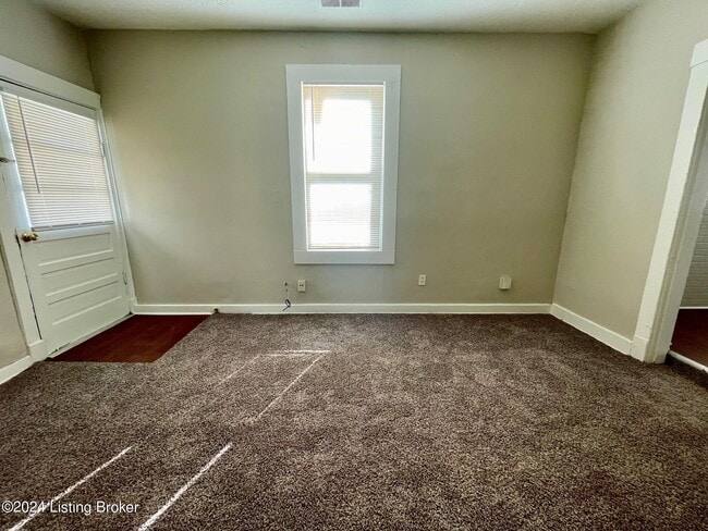 1145 Crystal Ave in New Albany, IN - Building Photo - Building Photo
