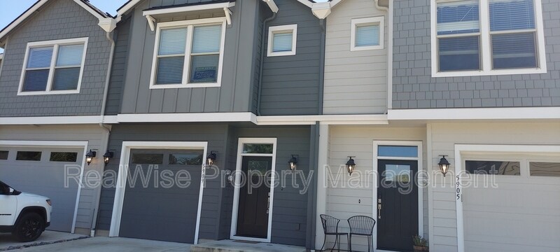 5909 NE 57th Ave in Vancouver, WA - Building Photo