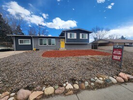 113 Harvard St in Colorado Springs, CO - Building Photo
