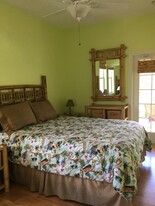 211 Caravelle Dr, Unit Abacoa garage apartment in Jupiter, FL - Building Photo
