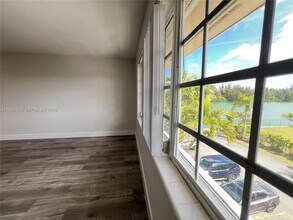 21133 SW 85th Ave, Unit 302 in Cutler Bay, FL - Foto de edificio - Building Photo