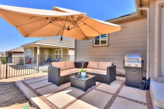 property at 705 Kitty Hawk Rd