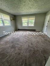 108 N 8th St in Millville, NJ - Building Photo - Building Photo