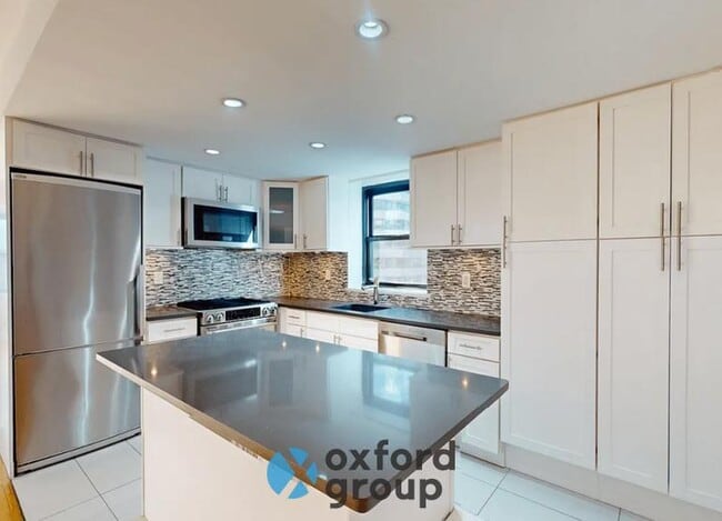 property at 345 W 54th St