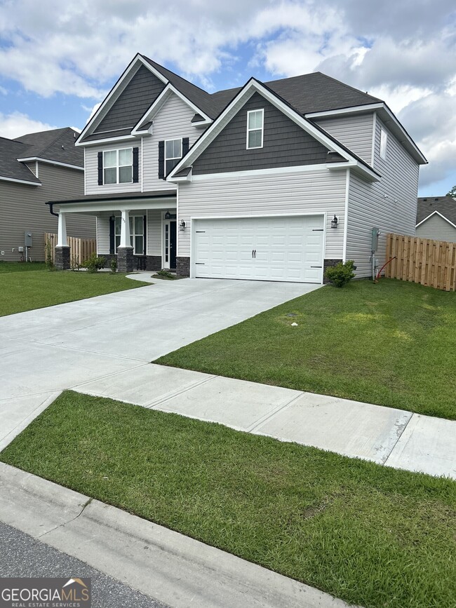 135 Sams Dr in Guyton, GA - Building Photo - Building Photo