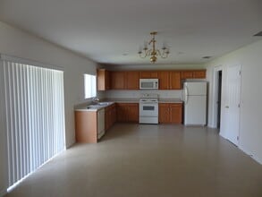 13160 Oulton Cir in Orlando, FL - Building Photo - Building Photo
