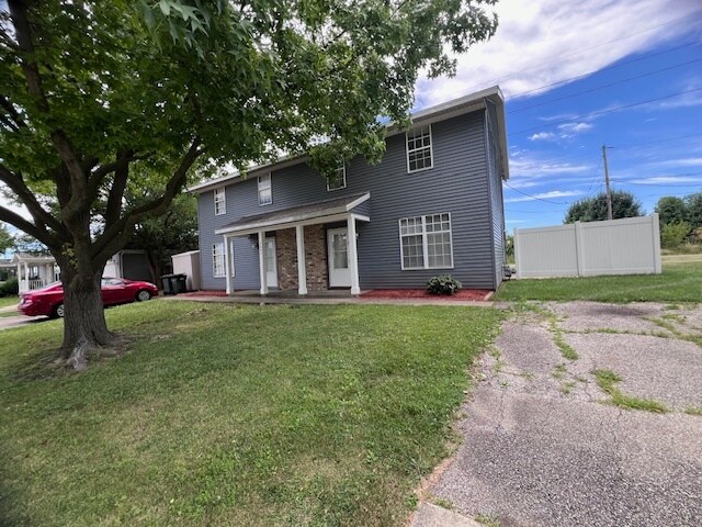 2005 E Florida Ave in Urbana, IL - Building Photo - Building Photo