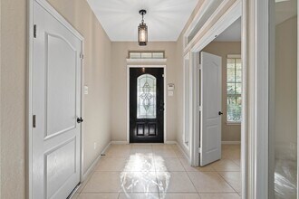 208 Forest Peak Way in Montgomery, TX - Building Photo - Building Photo