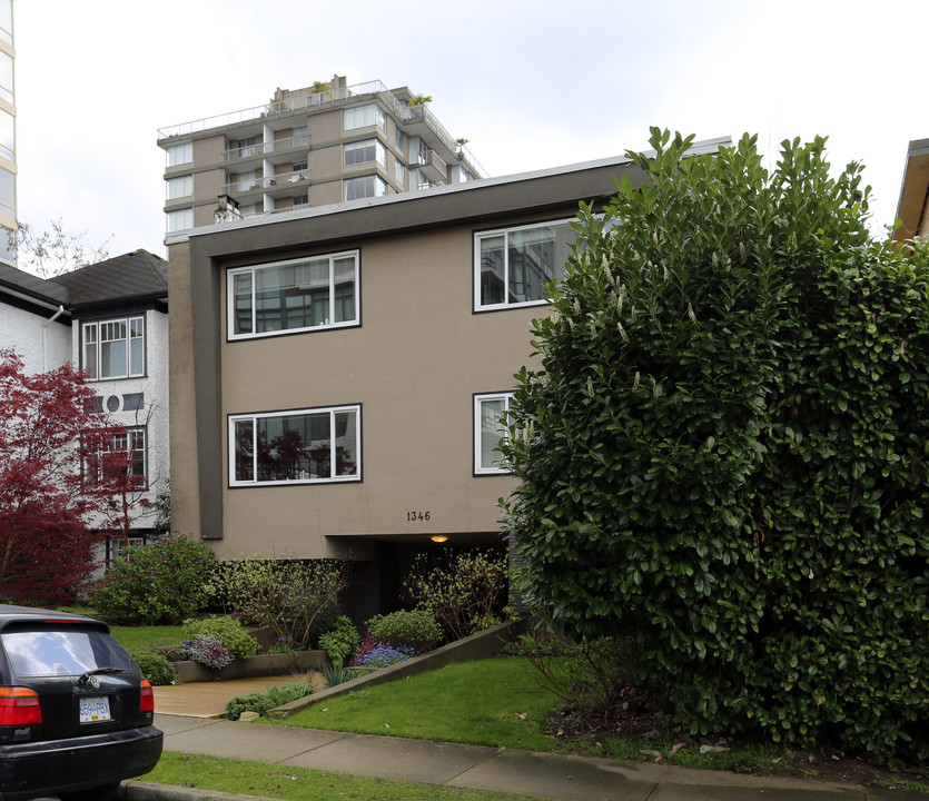 1346 W 11th Ave in Vancouver, BC - Building Photo