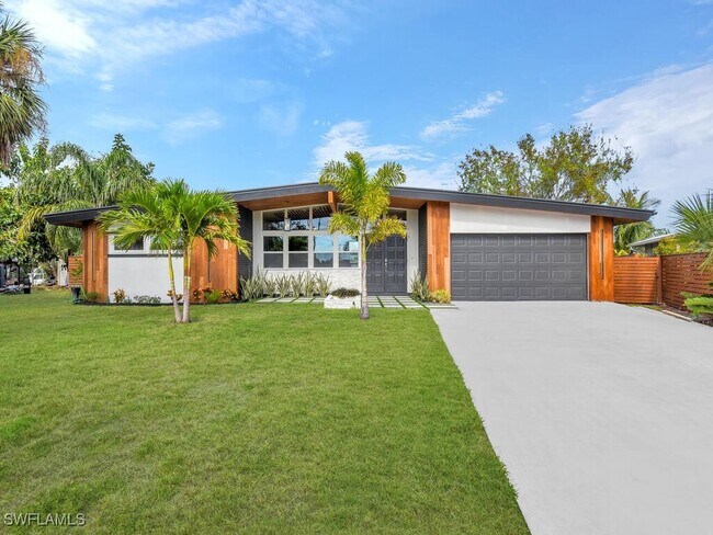 property at 4353 S Atlantic Cir