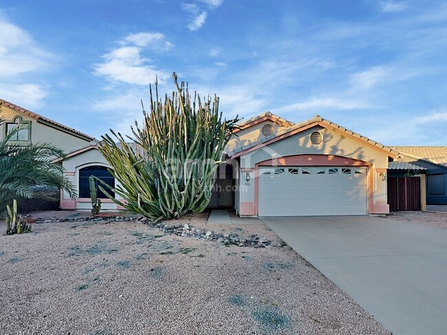 property at 2392 E Remington Pl