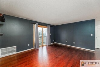 2114 Ravens Crest Dr in Plainsboro, NJ - Building Photo - Building Photo