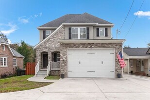 65 Folly Road Blvd in Charleston, SC - Building Photo