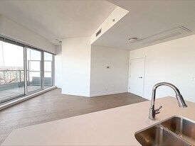 97 W Georgia St in Vancouver, BC - Building Photo